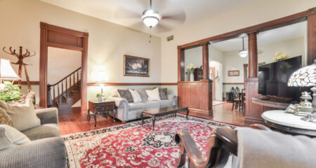 Living room of the Mississippi Queen rental home located in Southeast Missouri